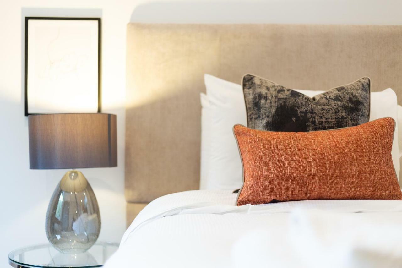 The Carlyle - Stunning Serviced Apartament