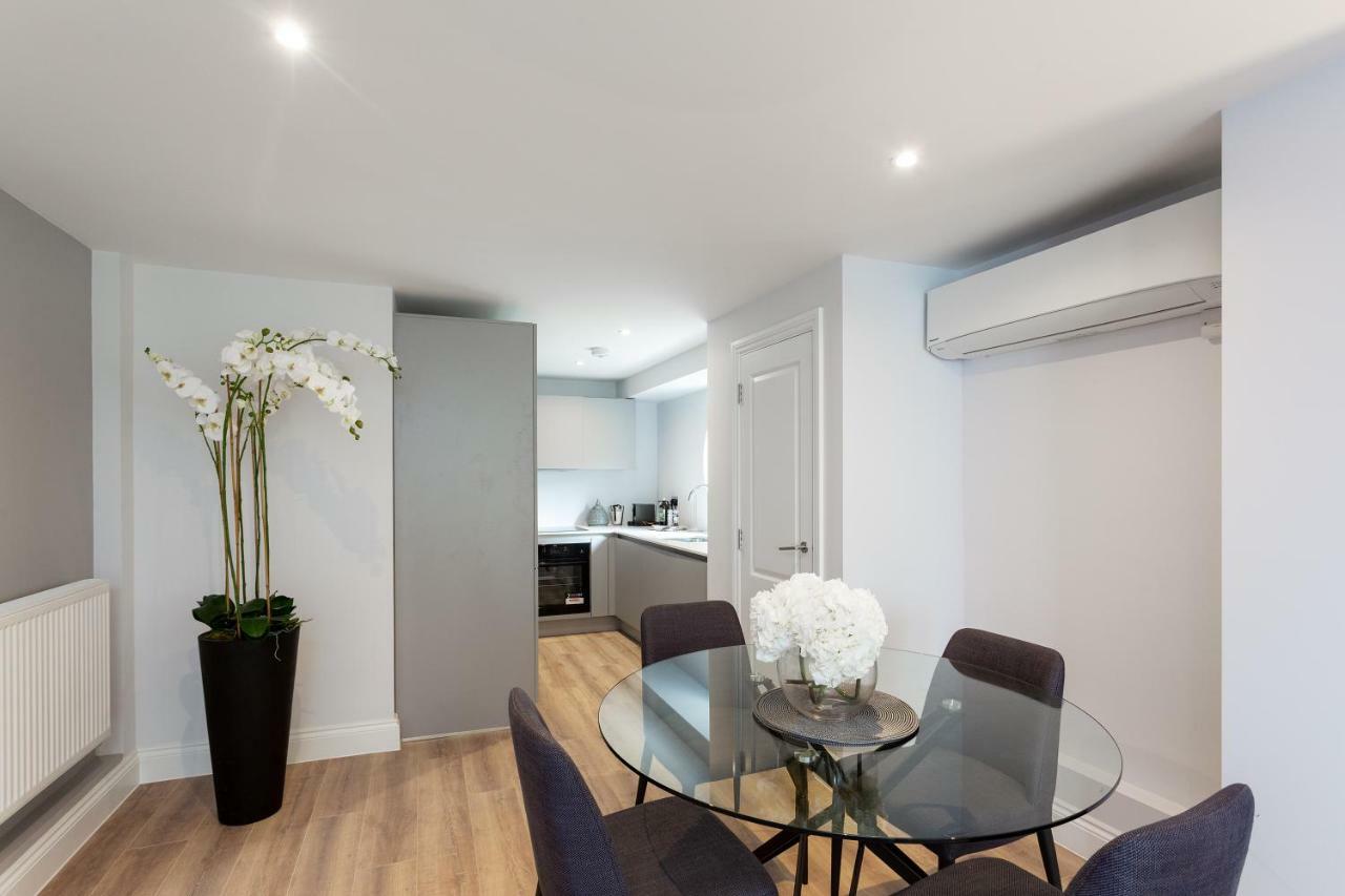 The Carlyle - Stunning Serviced Apartament *