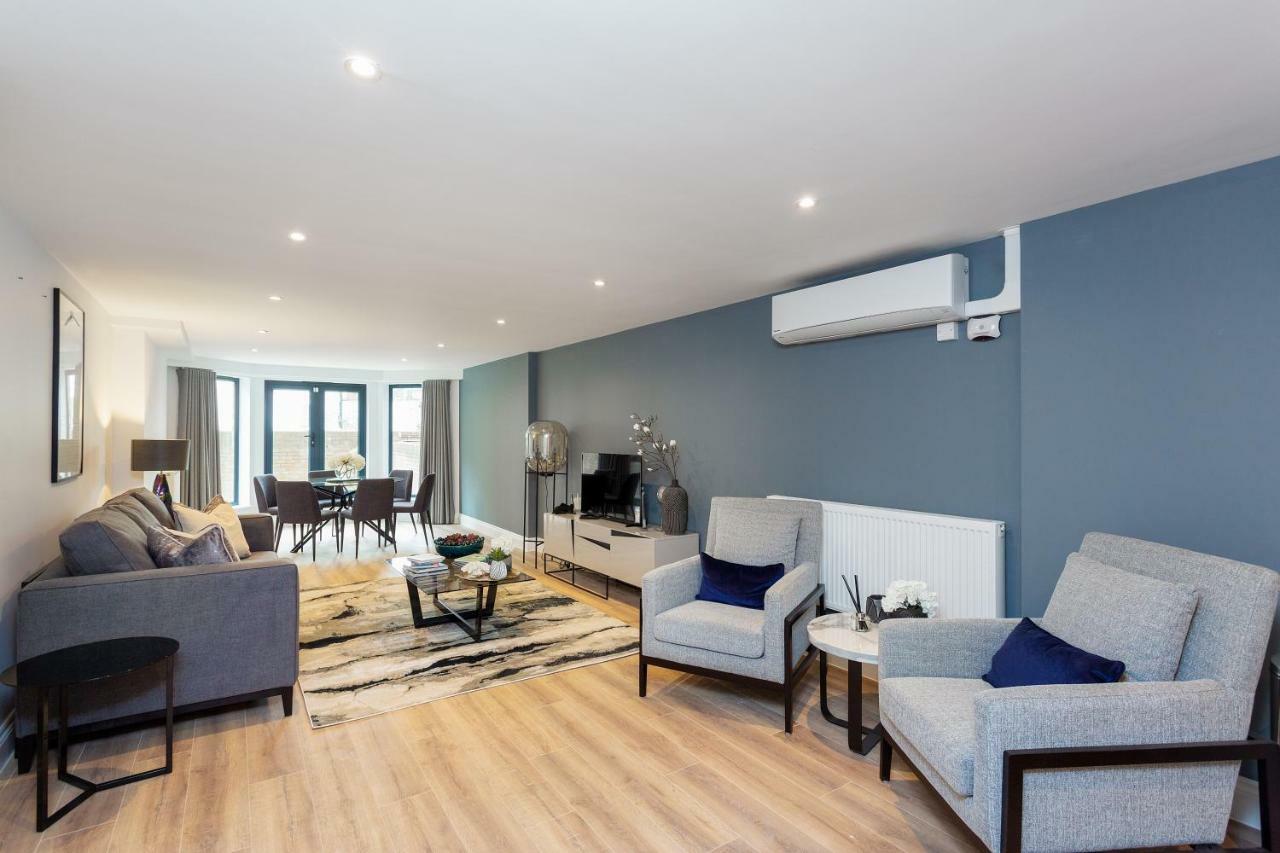 The Carlyle - Stunning Serviced Apartament *