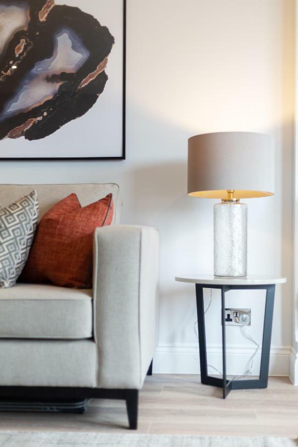 The Carlyle - Stunning Serviced Apartament *